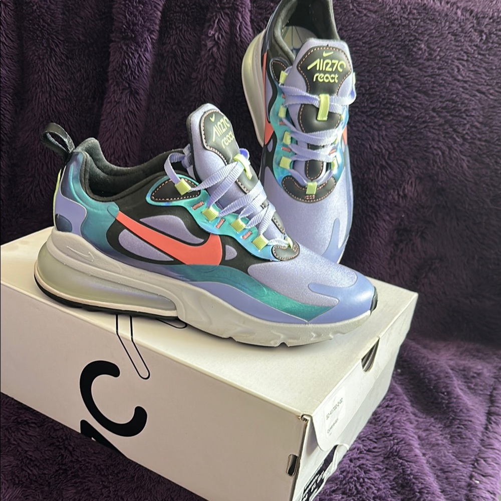 Nike Air Max 270 React Women's Sneakers